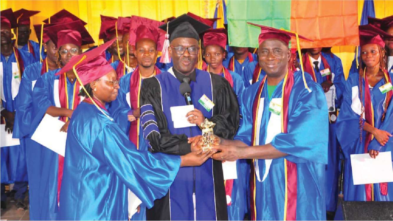 graduation presentantion-98